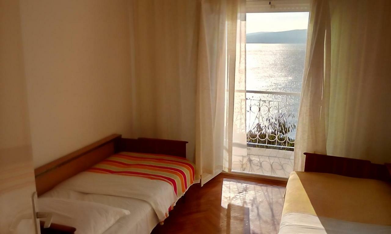 Apartment Antonija Сен Екстериор снимка