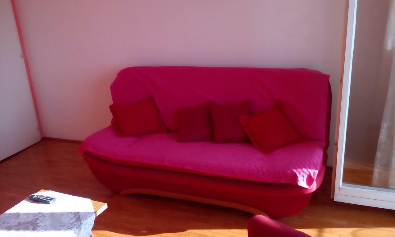 Apartment Antonija Сен Екстериор снимка