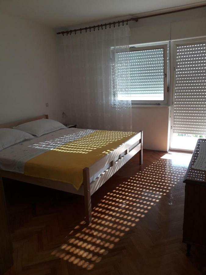 Apartment Antonija Сен Екстериор снимка